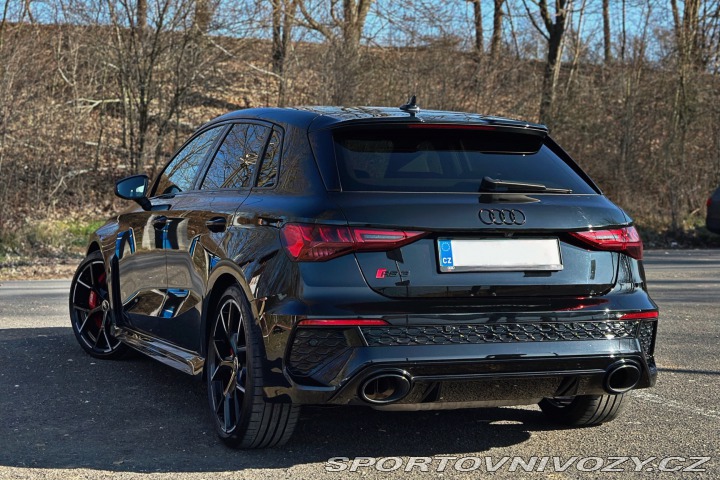 Audi RS3 2024