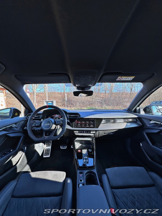 Audi RS3 2024