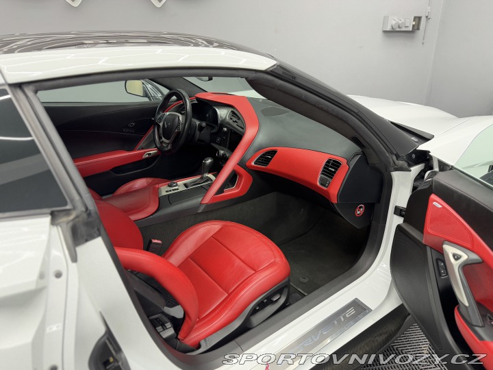 Chevrolet Corvette Coupe C7 6.2L 3LT A/T 2016