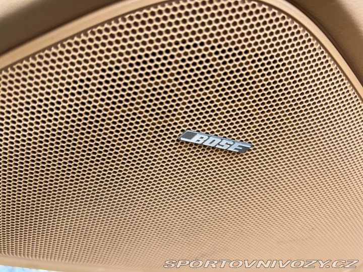 Porsche Panamera 4S 2011
