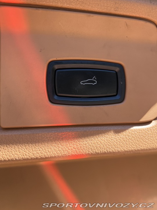 Porsche Panamera 4S 2011
