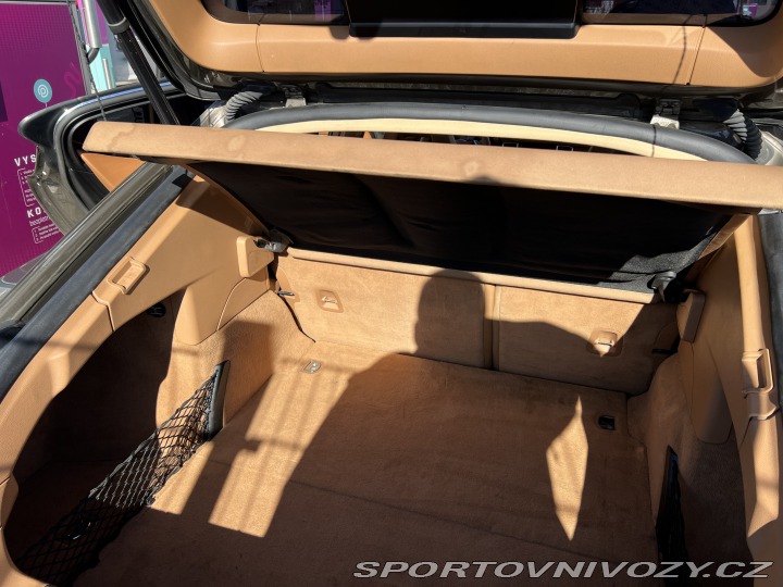 Porsche Panamera 4S 2011