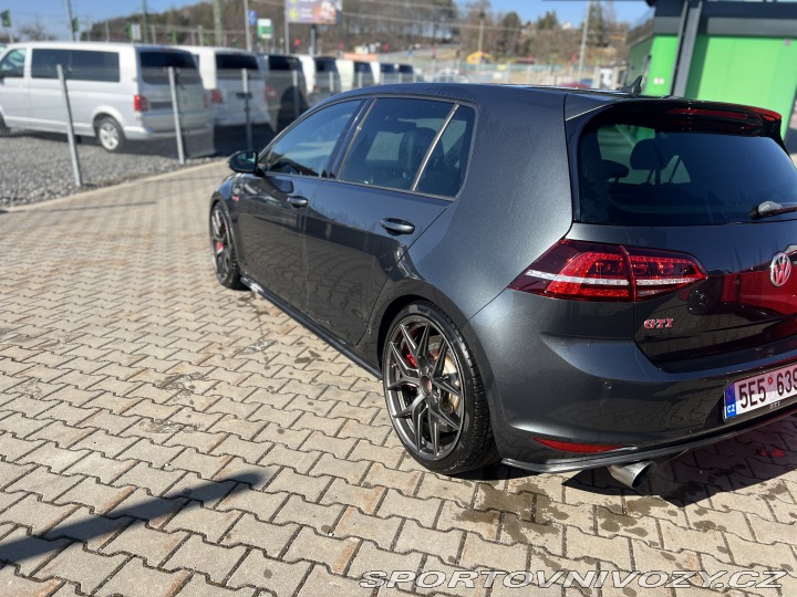 Volkswagen Golf Gti performance 2015