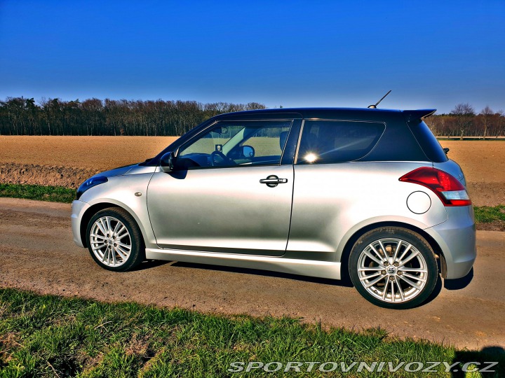 Suzuki Swift Sport 2012