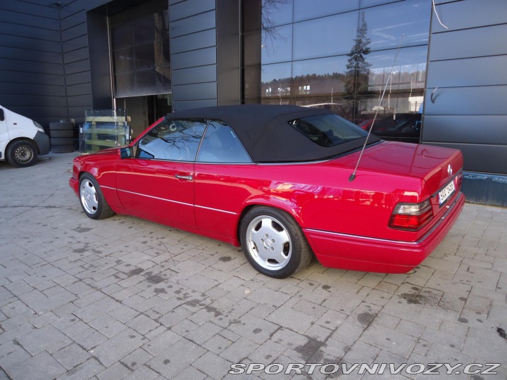 Mercedes-Benz Ostatní modely 124 E200 kabriolet 1995