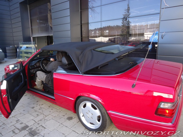 Mercedes-Benz E E200 kabriolet W124 1995