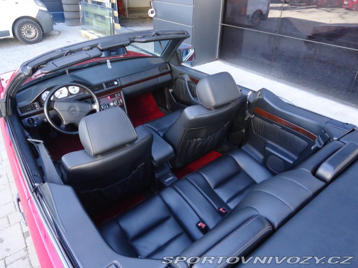 Mercedes-Benz Ostatní modely 124 E200 kabriolet 1995