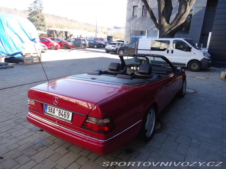 Mercedes-Benz E E200 kabriolet W124 1995
