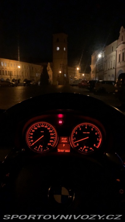 BMW 3 325xi E92 2009