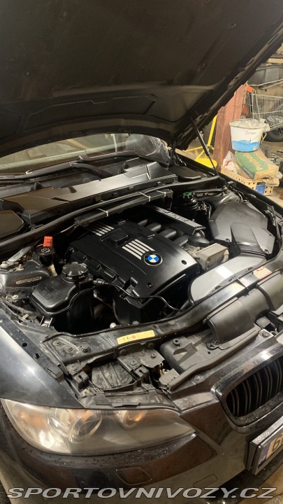 BMW 3 325xi E92 2009