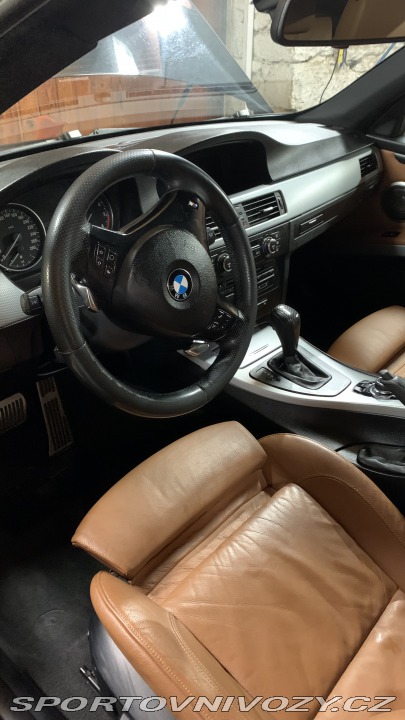 BMW 3 325xi E92 2009