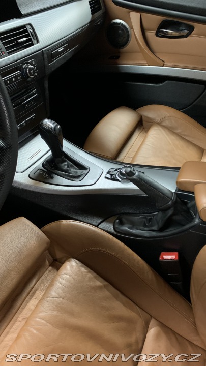 BMW 3 325xi E92 2009