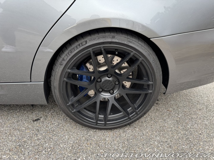 BMW 3 335i LCi N54 2009
