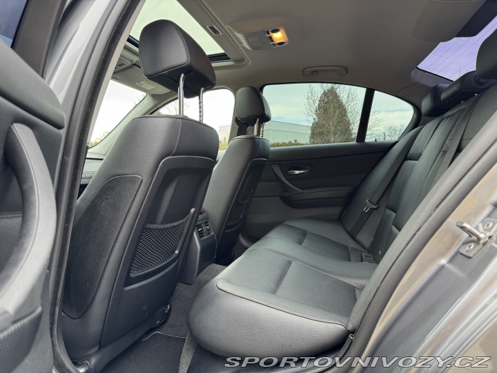 BMW 3 335i LCi N54 2009