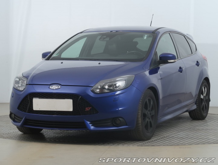 Ford Focus ST 2.0 EcoBoost ST 2012