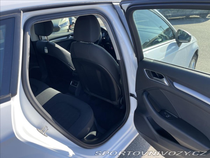 Audi A3 1,6 TDi SB*D.Klima*Alu*Na 2016