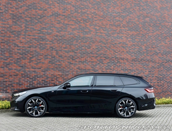 BMW 5 Touring 530e M Sport xDr 2024