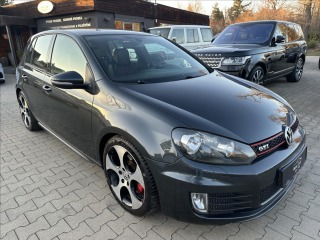 Volkswagen Golf GTI DSG