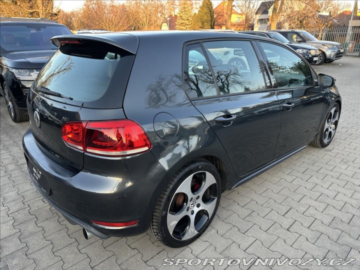 Volkswagen Golf GTI DSG 2010