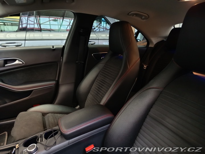 Mercedes-Benz CLA 220CDI 4Matic SPORT ČR 2019
