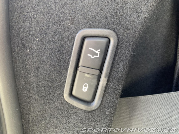 Maserati Levante Levante S, 316KW, VÝBAVA 2017
