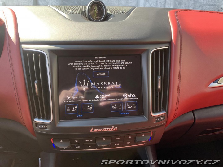 Maserati Levante Levante S, 316KW, VÝBAVA 2017