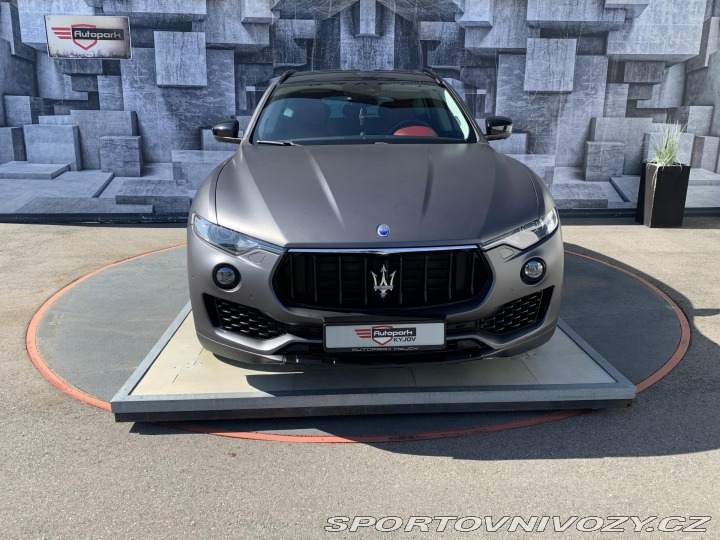 Maserati Levante Levante S, 316KW, VÝBAVA 2017