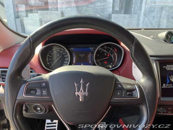 Maserati Levante Levante S, 316KW, VÝBAVA 2017
