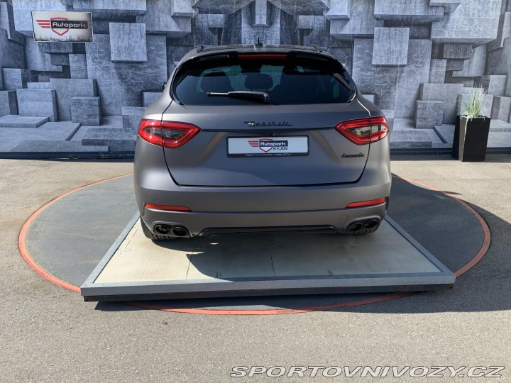 Maserati Levante Levante S, 316KW, VÝBAVA 2017