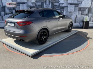 Maserati Levante Levante S, 316KW, VÝBAVA 2017