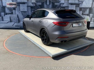 Maserati Levante Levante S, 316KW, VÝBAVA 2017