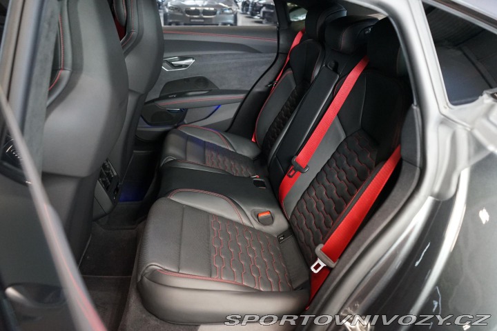 Audi RS e-tron GT RS Laser PPF HUD Carbon B 2021