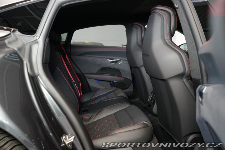 Audi RS e-tron GT RS Laser PPF HUD Carbon B 2021