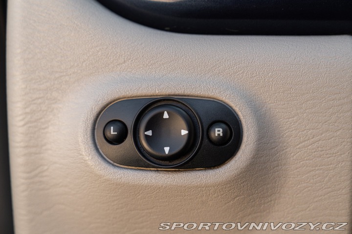 Chrysler Ostatní modely PT CRUISER  LIMITED 2.4 L CABRIOLET 2005