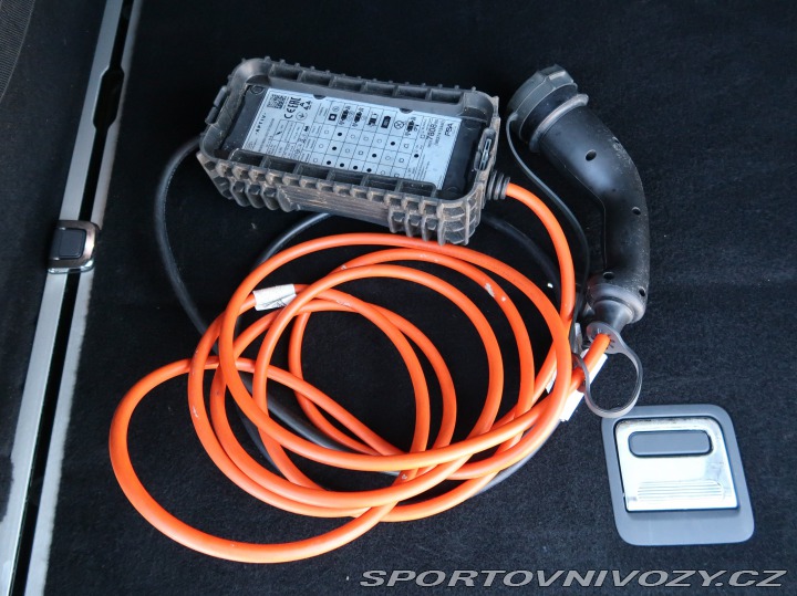 Peugeot 508 GT Line Hybrid 225 2021