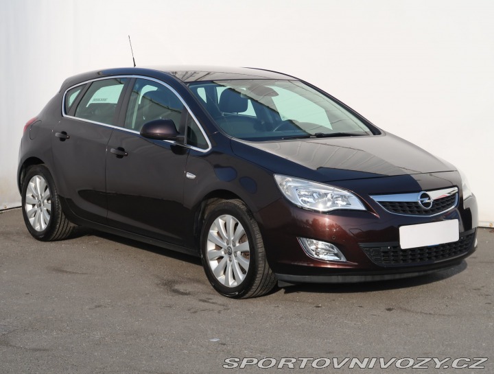 Opel Astra Cosmo 2.0 CDTI 2012