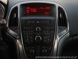 Opel Astra Cosmo 2.0 CDTI 2012