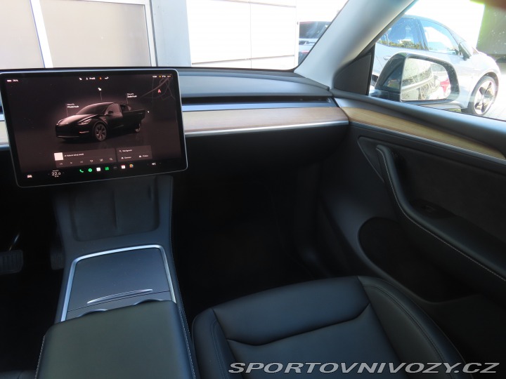 Tesla Model Y Long Range AWD 75kWh 2023