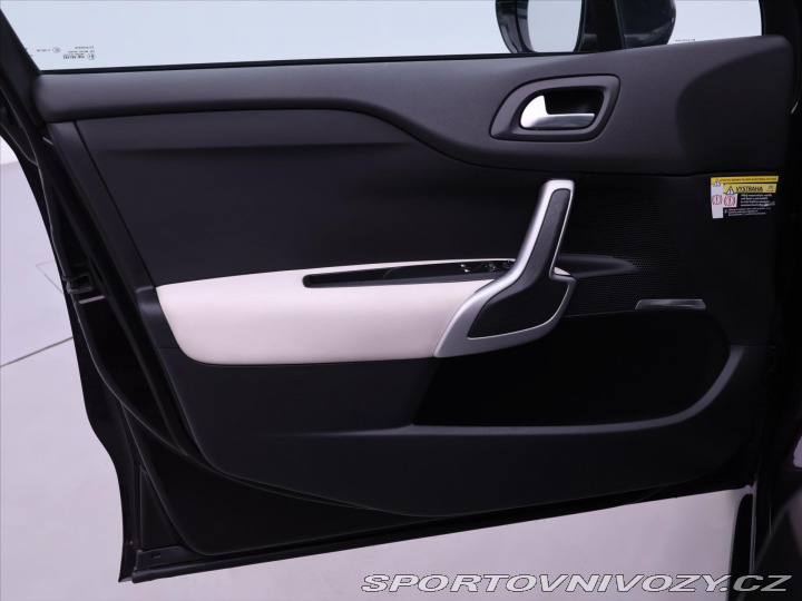 Ostatní značky Ostatní modely DS Automobiles DS4 1,6 i 155kW Sport NAVI KŮ 2016