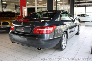 Mercedes-Benz E E 350 Kupé Elegance 2010