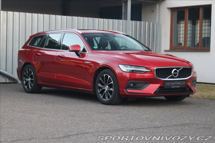 Volvo V60 2,0 D3 Momentum Automat Z 2018