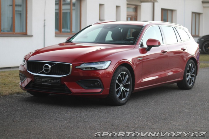 Volvo V60 2,0 D3 Momentum Automat Z 2018