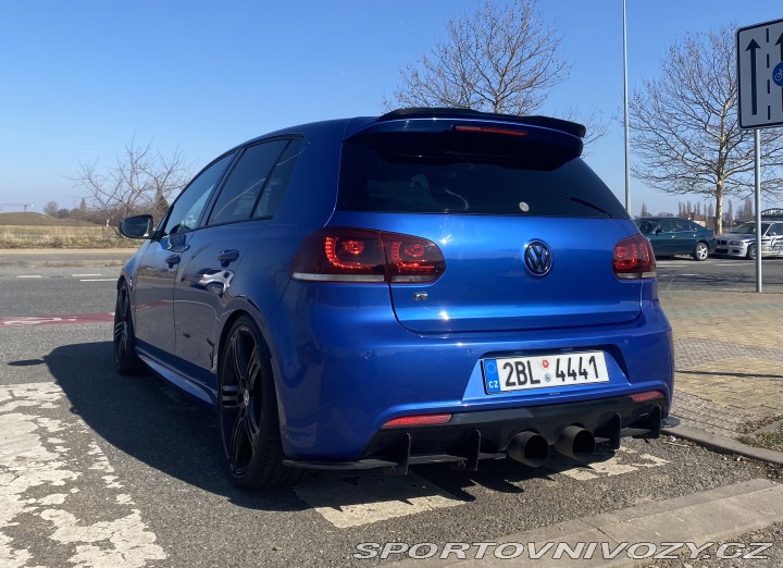 Volkswagen Golf R 4motion 2010