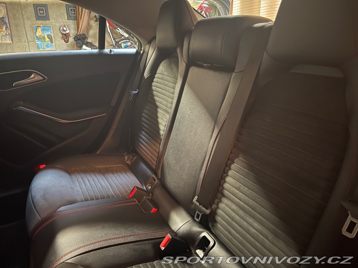 Mercedes-Benz CLA 220 4Matic 2017