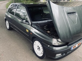 Renault Clio Sport 