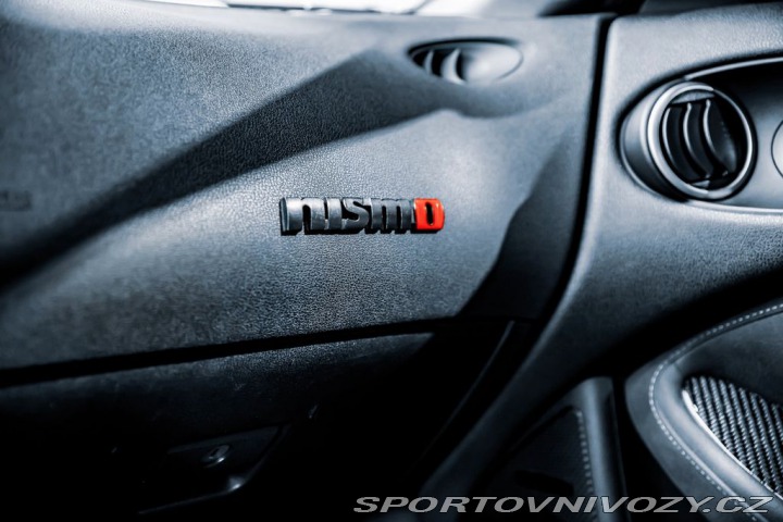 Nissan 370 Z  2014
