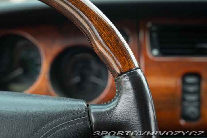 Jaguar XK8 SPIDER 2000