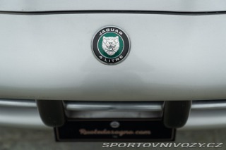 Jaguar XK8 SPIDER 2000