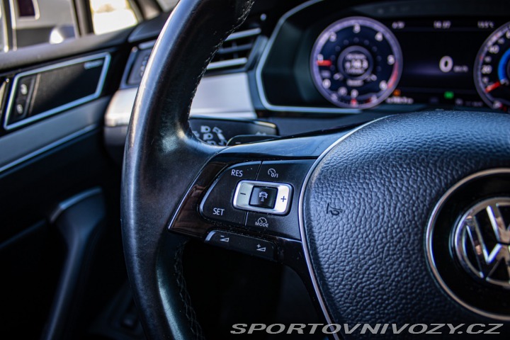 Volkswagen Ostatní modely Passat Variant Variant 2.0 BiTDI 240k B 2015