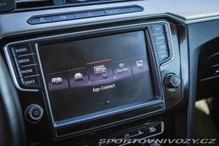 Volkswagen Ostatní modely Passat Variant Variant  2.0 BiTDI 240k B 2015